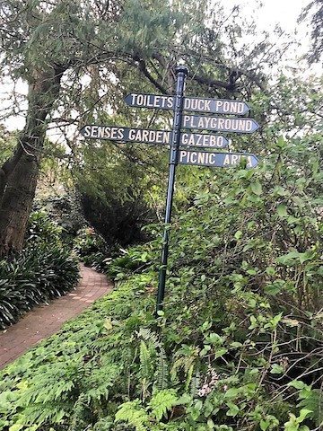 Camellia Gardens_Sign