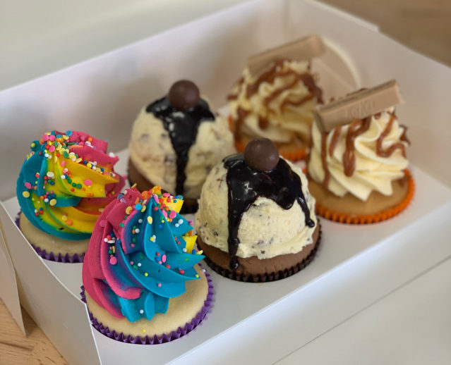 cupcakes and sweet treats delivered i the sutherland shire from bec bakes cronulla