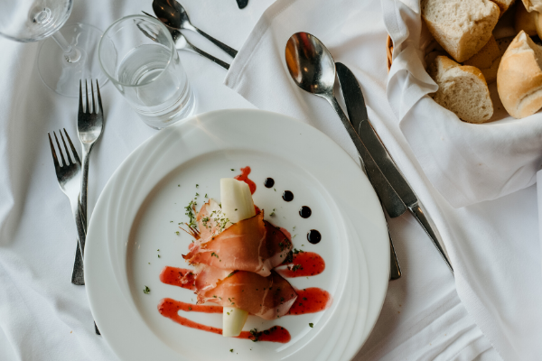 restaurant dinner