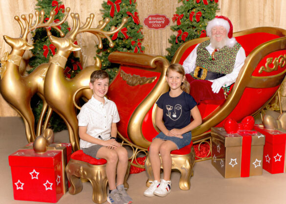 revesby-workers-club-santa-photo