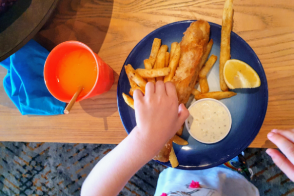 kids fish and chips at bundeena CSC