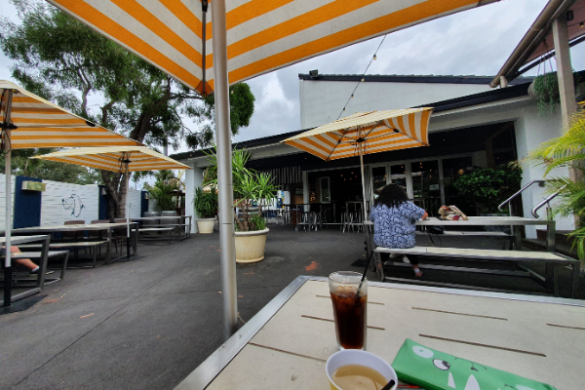 Bangor Tavern courtyard