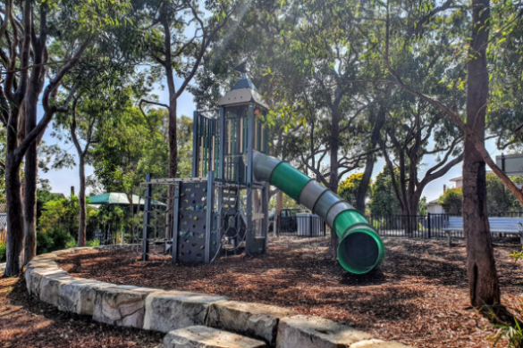 Green Point Reserve, Oyster Bay playground